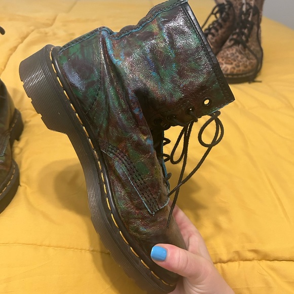 Green/blue shiny Doc Martens! - Picture 2 of 6